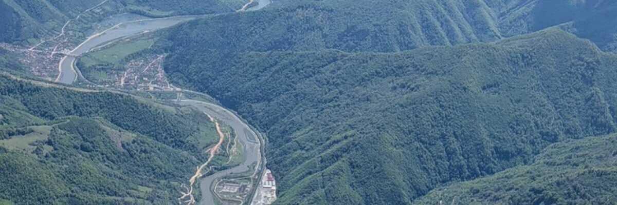 Flugwegposition um 13:58:28: Aufgenommen in der Nähe von Topolovățu Mare, Rumänien in 1024 Meter